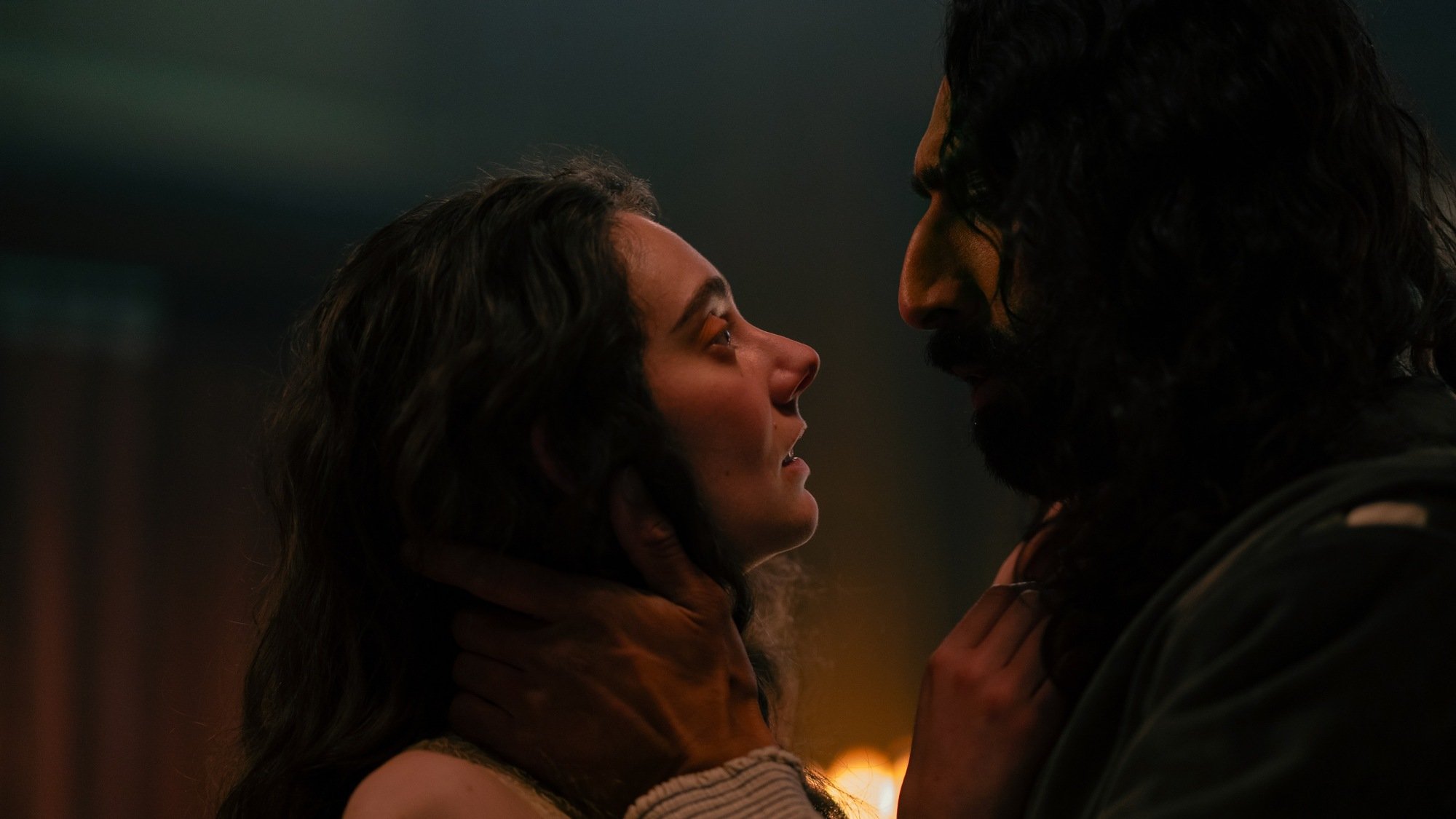 (L to R) Tanya Reynolds as Licisca and Amar Chadha-Patel as Dioneo in Episode 103 of The Decameron. 