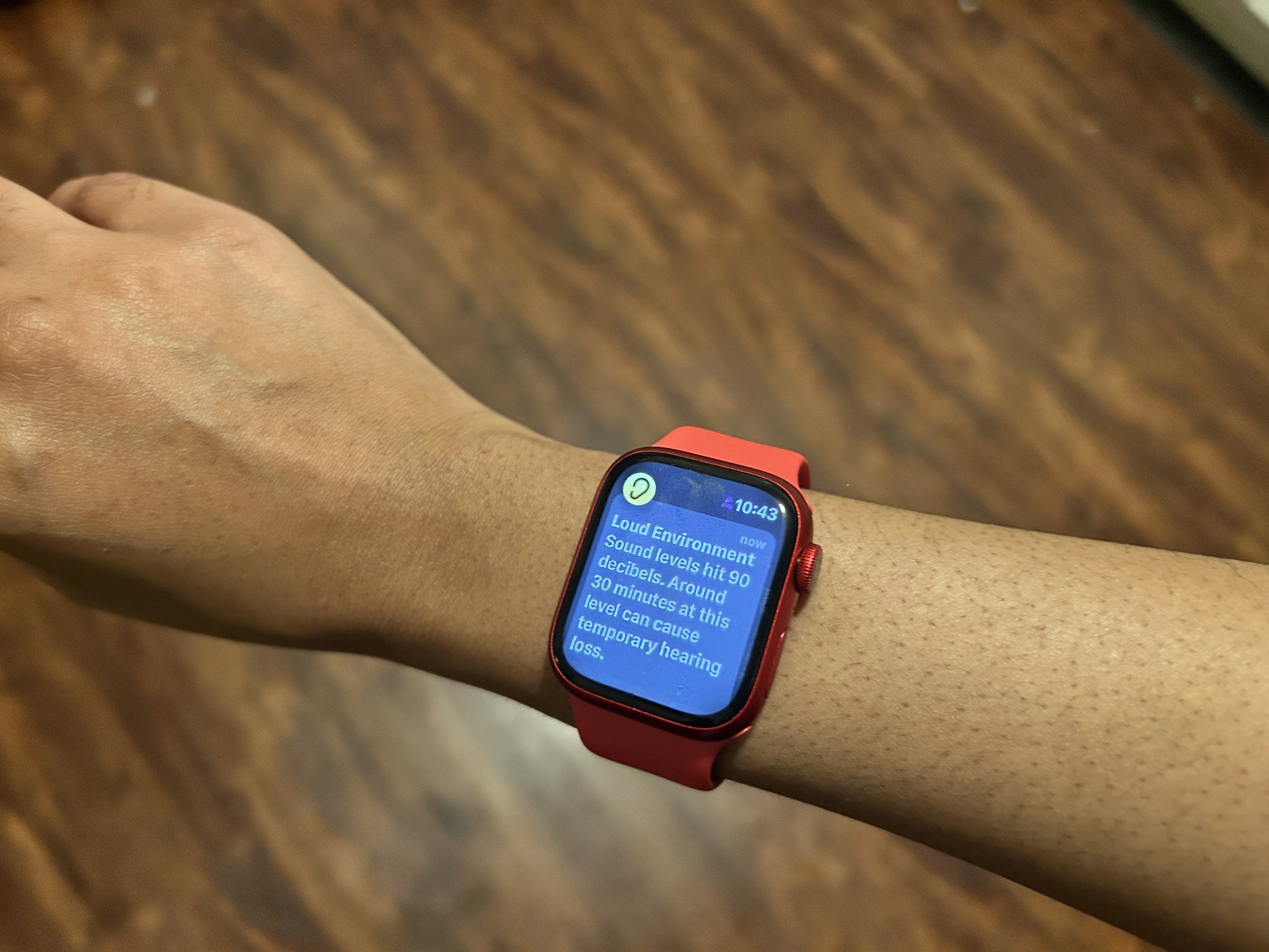 Apple Watch Series 9 loud environment alert